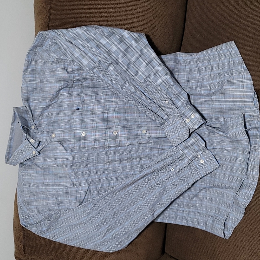 Izod blue/gray plaid button down shirt